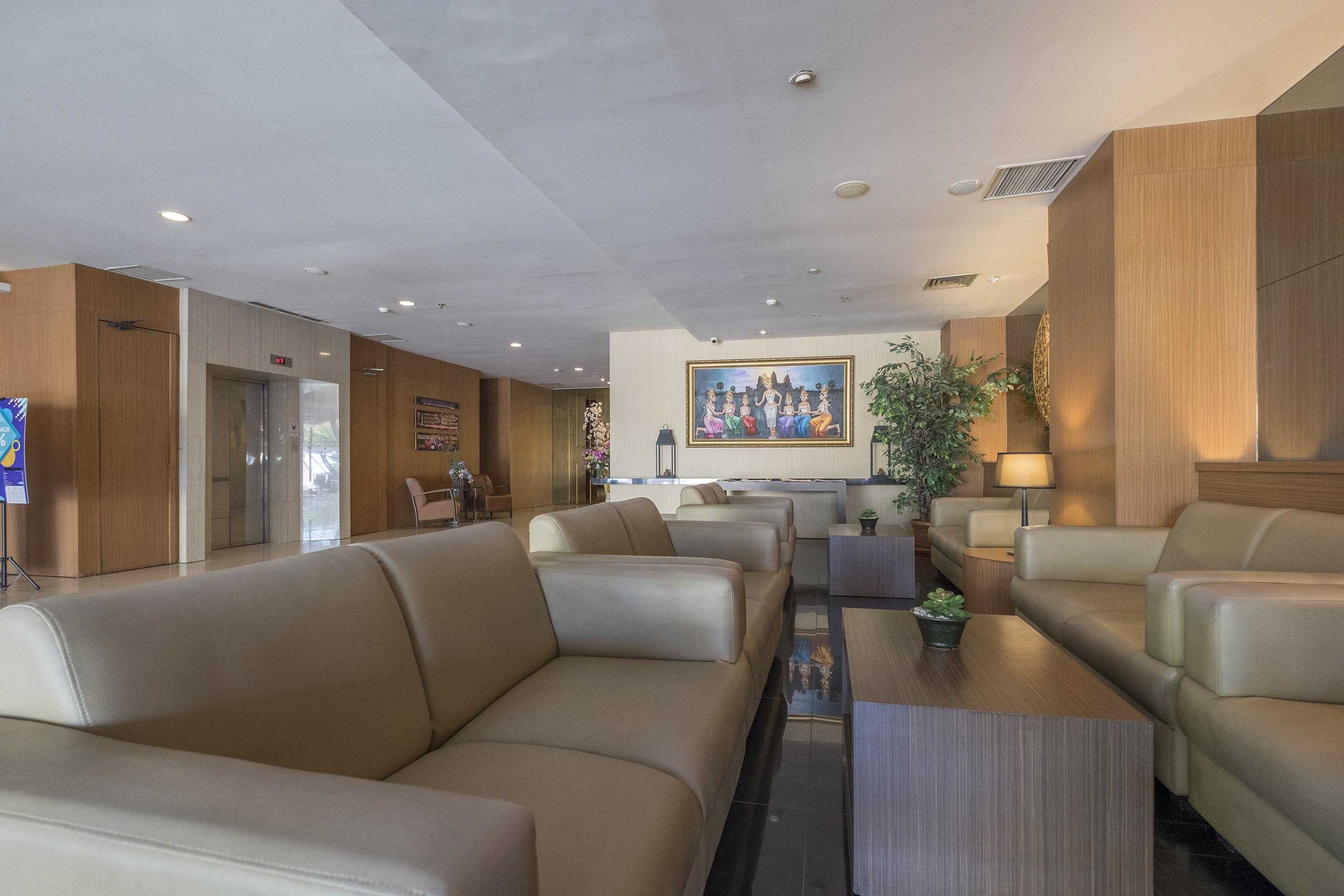 Aswin Hotel And Spa Makassar Extérieur photo