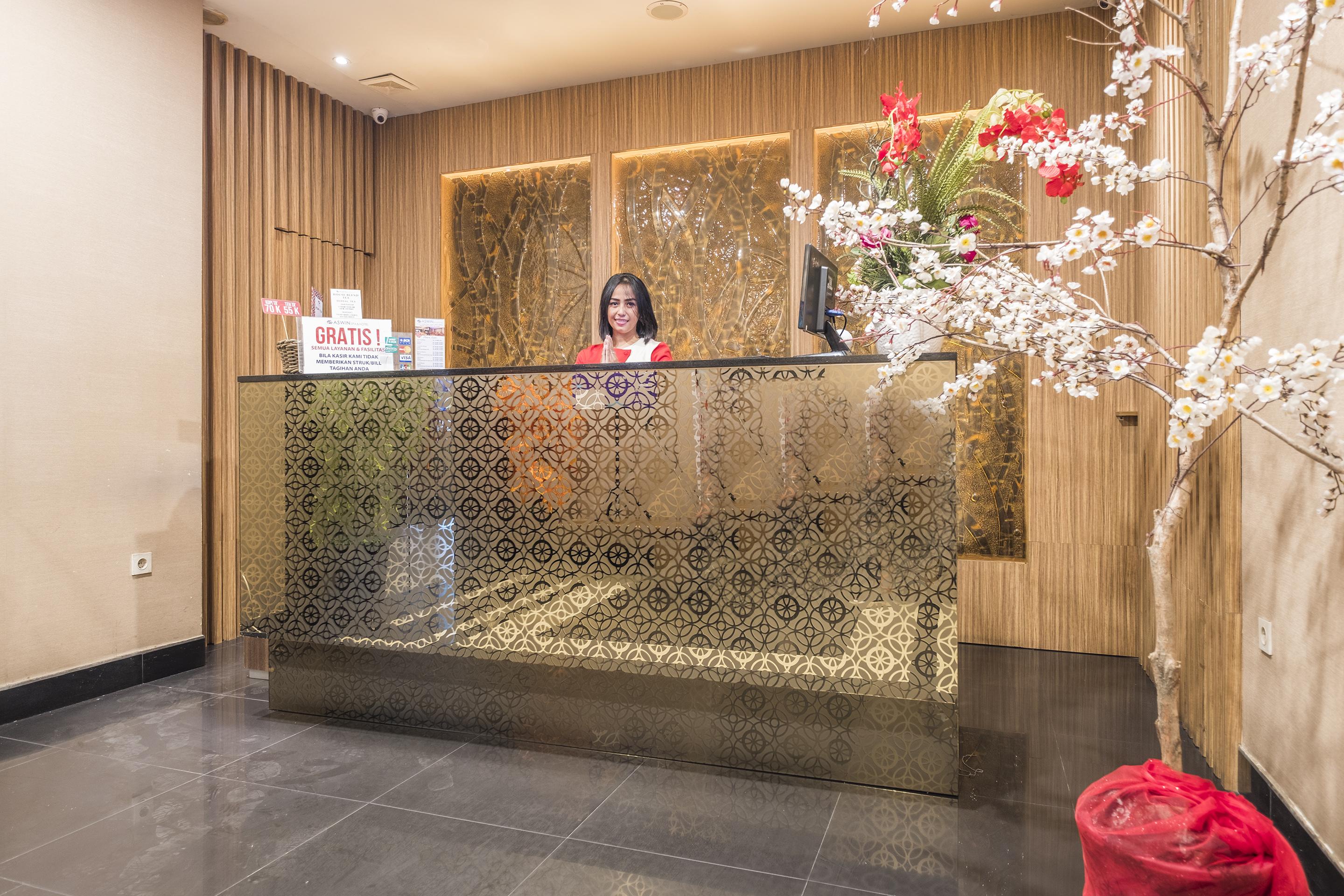 Aswin Hotel And Spa Makassar Extérieur photo