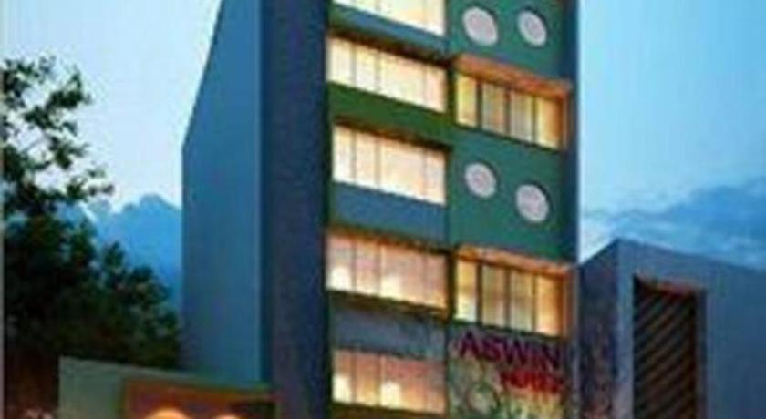 Aswin Hotel And Spa Makassar Extérieur photo