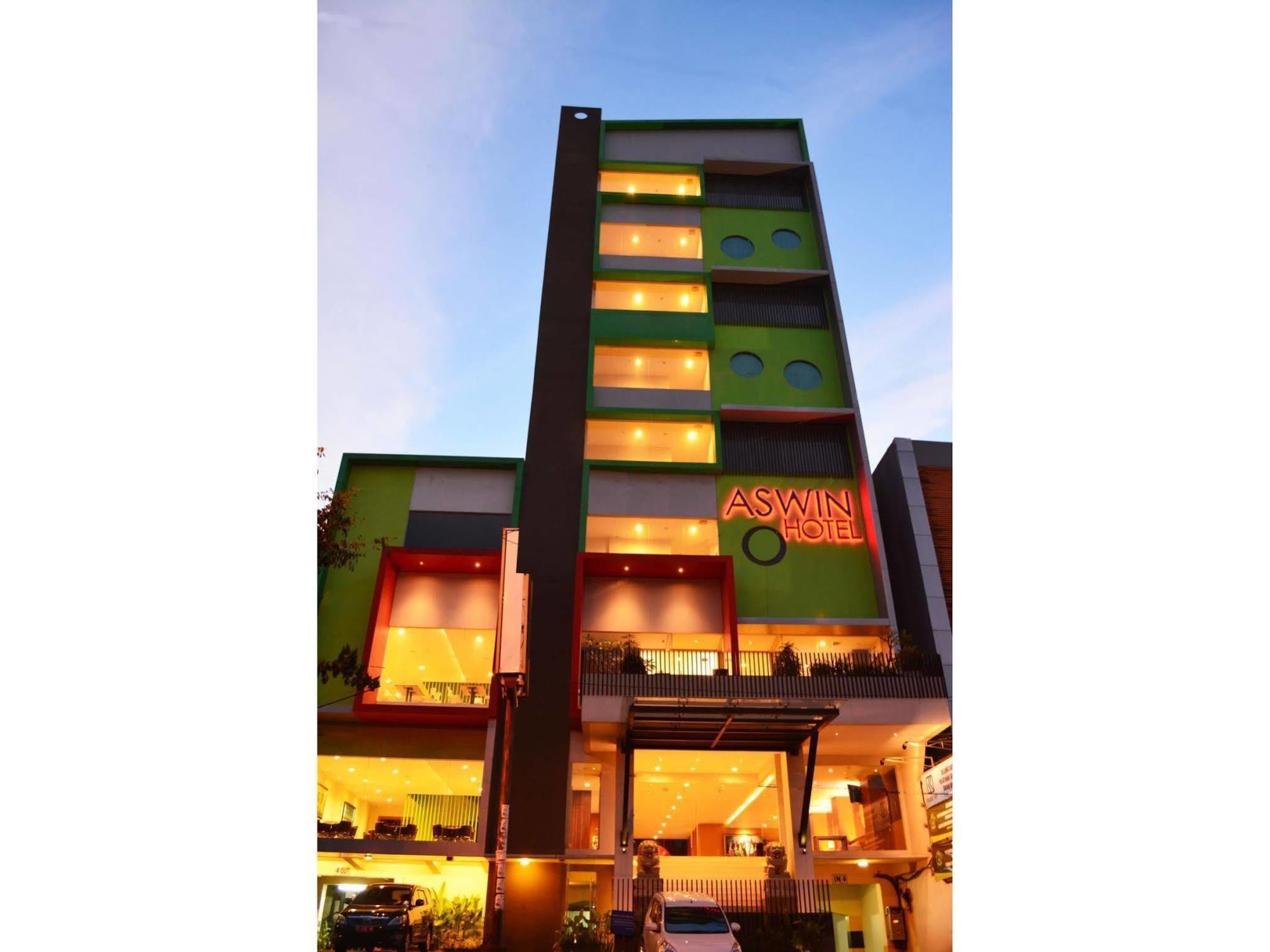 Aswin Hotel And Spa Makassar Extérieur photo