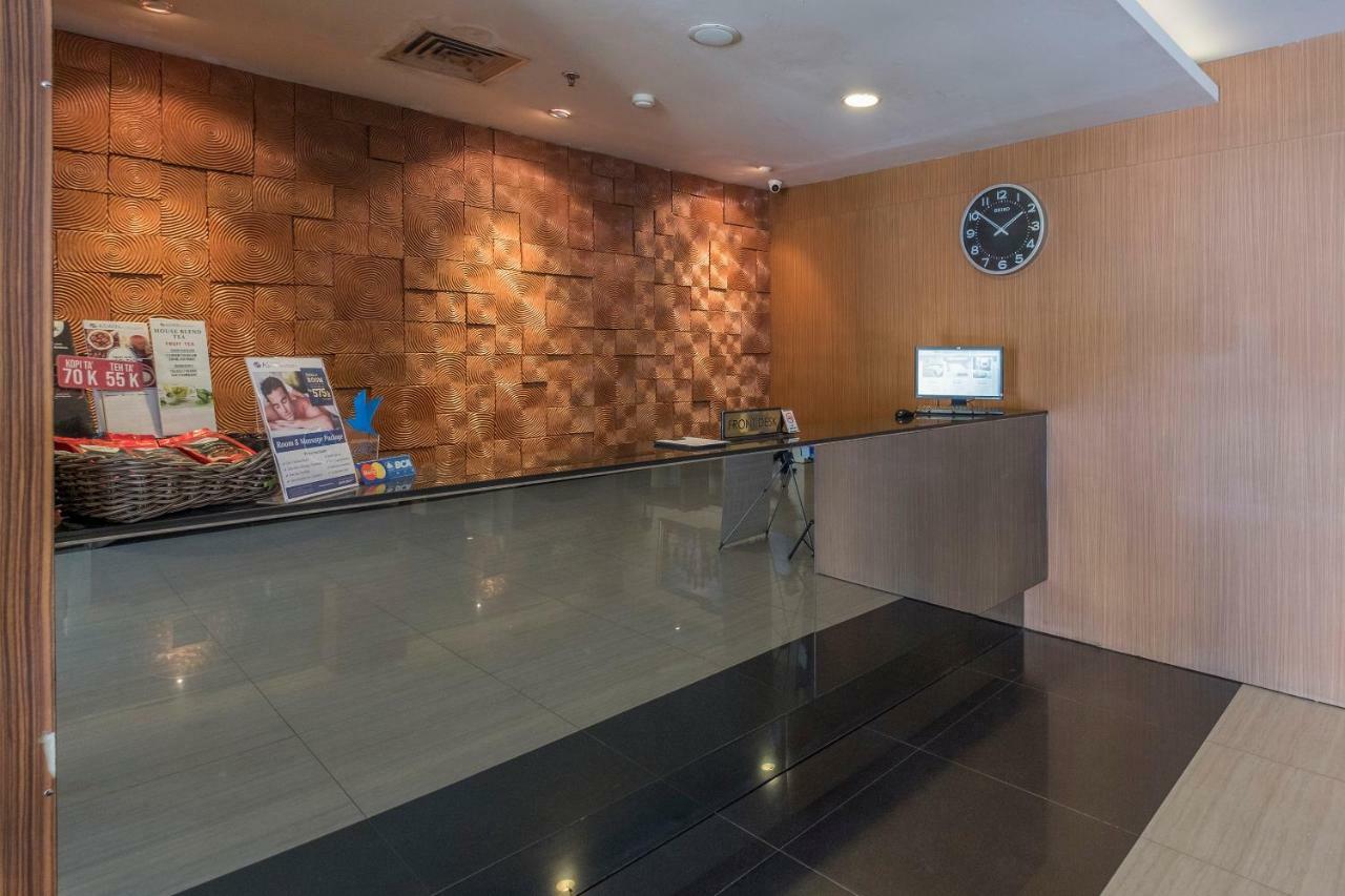 Aswin Hotel And Spa Makassar Extérieur photo